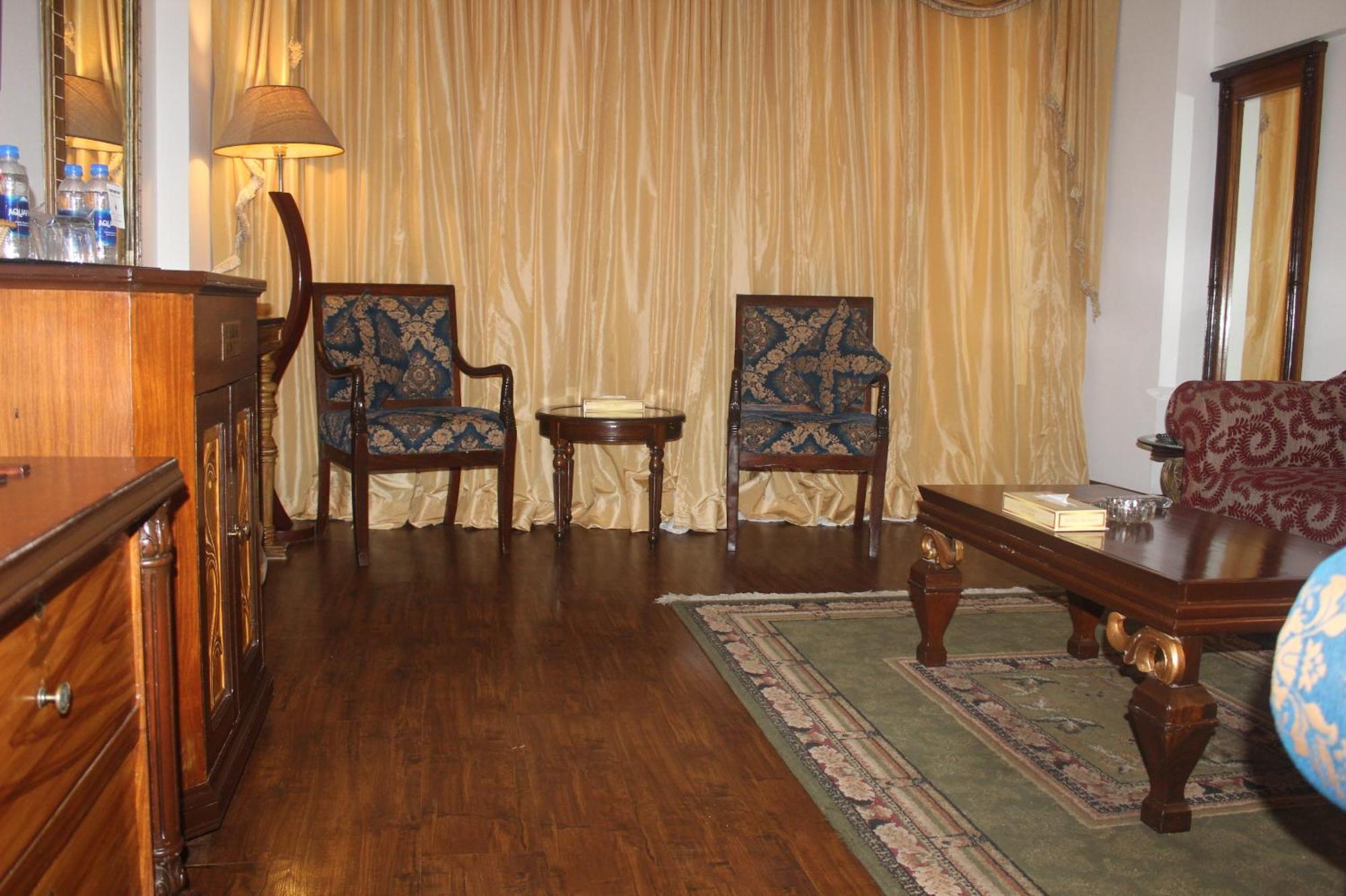 Mehran Hotel Karachi Exterior photo