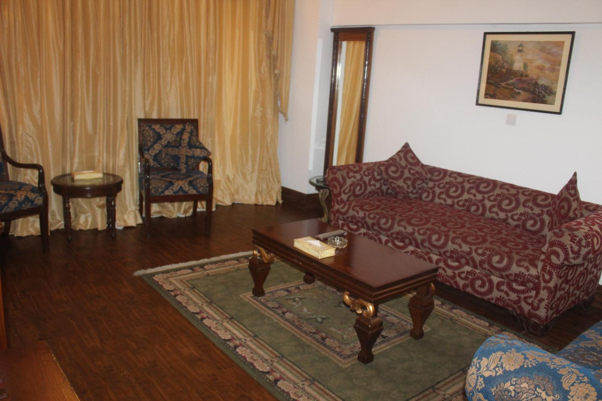 Mehran Hotel Karachi Exterior photo